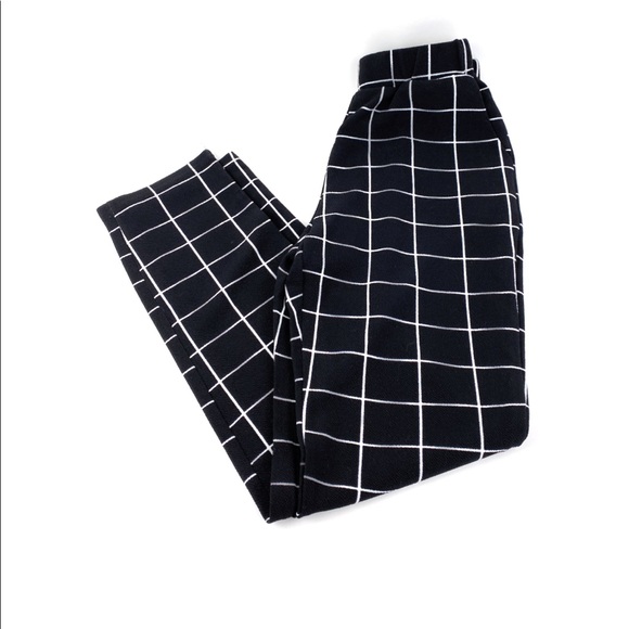 Elastic Waist Black Slant Pocket Grid Pants - Picture 8 of 10